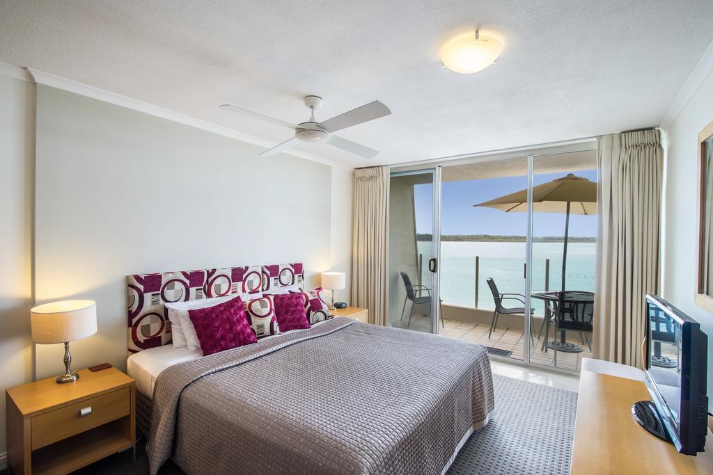 Noosa Harbour Resort Екстер'єр фото