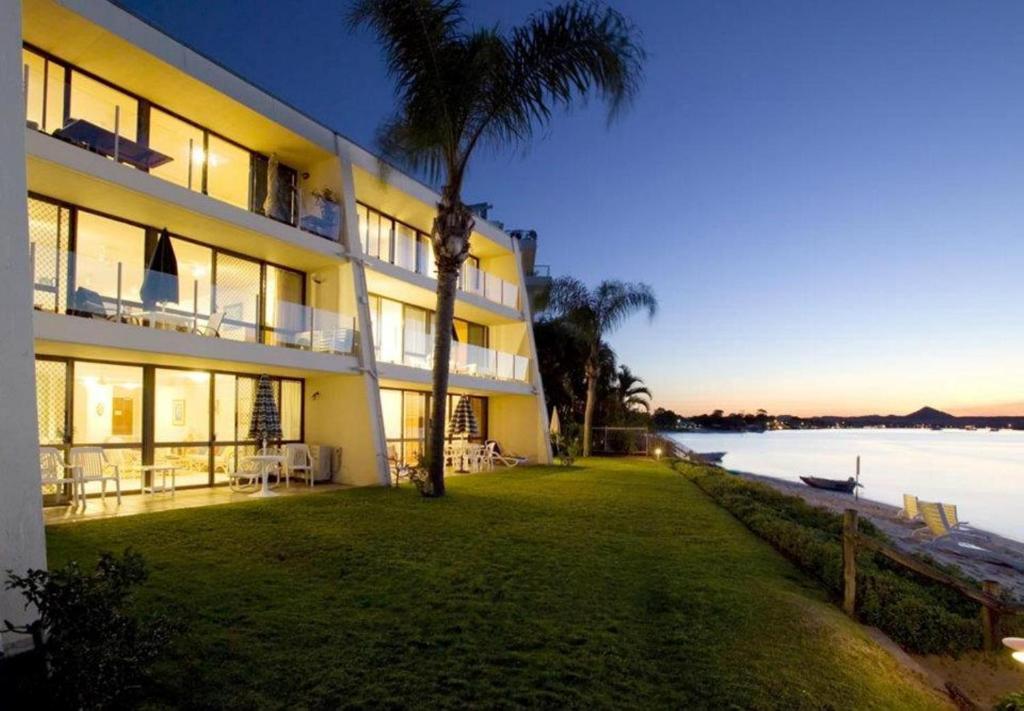 Noosa Harbour Resort Екстер'єр фото